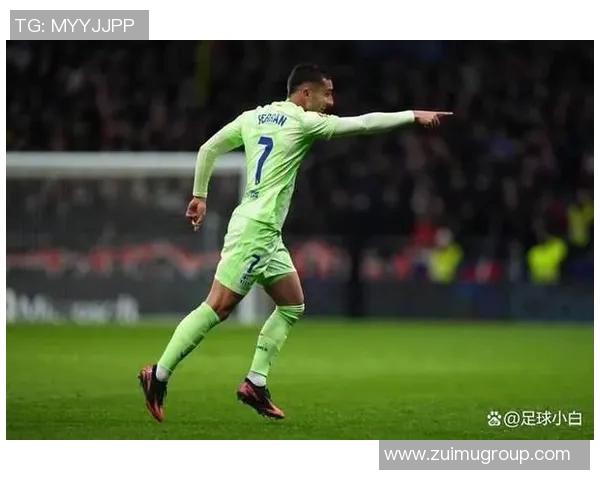 超级替补足球明星的逆袭之路如何改变比赛格局与球队命运