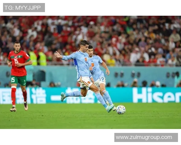 西班牙足球明星的辉煌与陨落背后的故事与启示